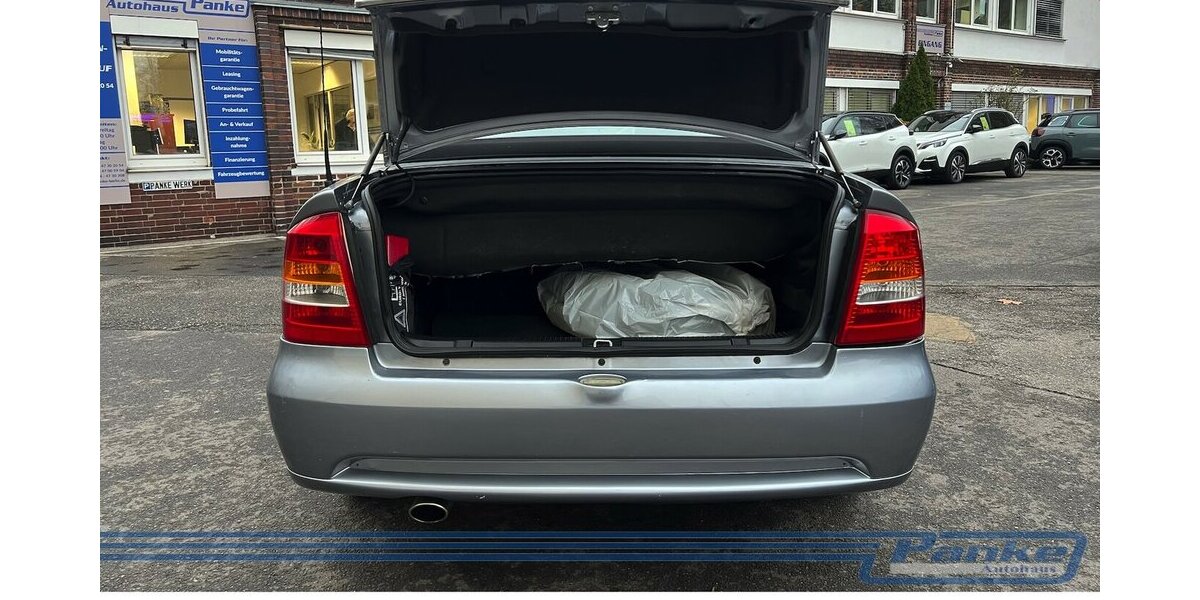 Opel Astra G Cabrio 2.2 16V*Leder*SHZ*Klima*USB* 157.762 km 980 &euro; Berlin 13187