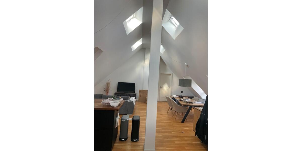 Dachgeschoßwohnung Ketzin - 2 Zimmer, 87 m&sup2;, 1.260&euro; | Angebot:26638080