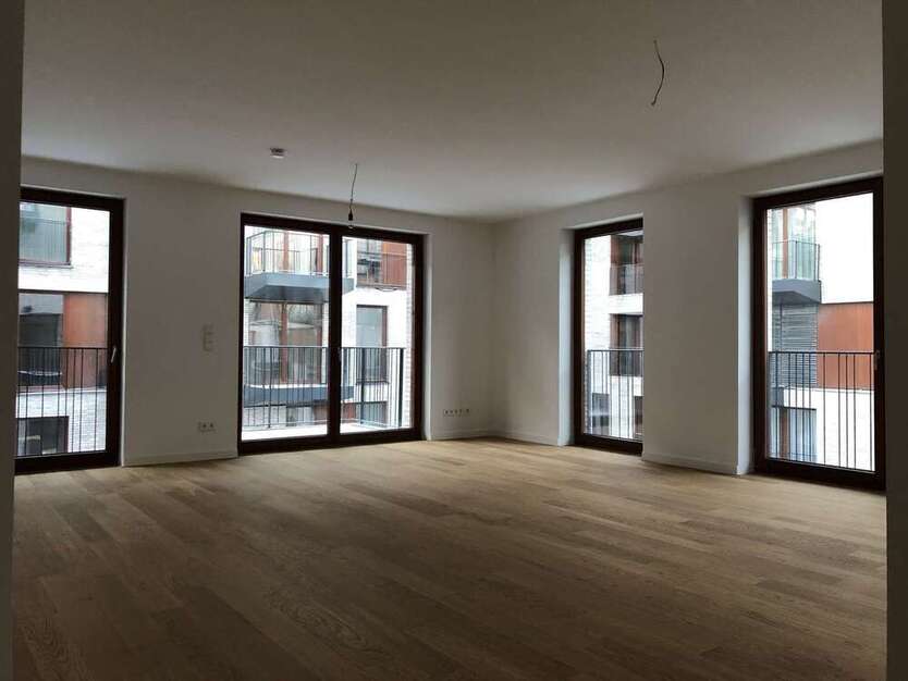Wohnung zum Mieten in Berlin 1.890 € 82 m²