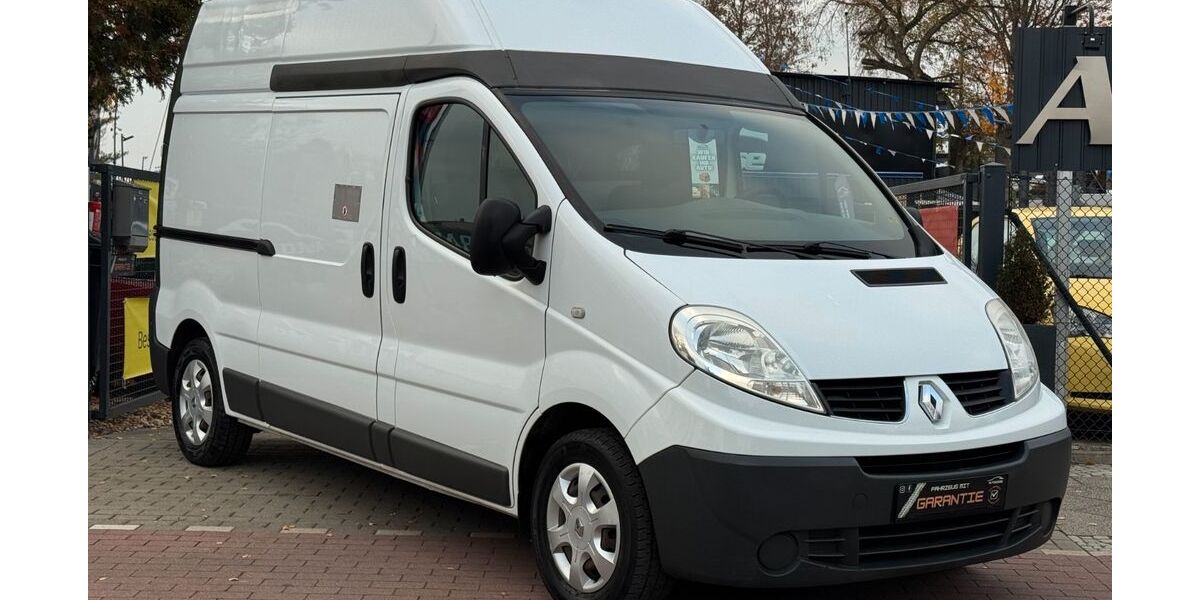 Renault Trafic 135.279 km 9.990 &euro; BERLIN 13127