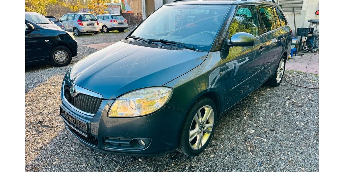 Skoda Fabia 81.000 km 4.950 &euro; Berlin 10829