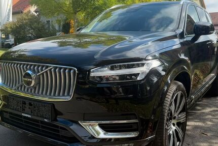Volvo XC90 45.749 km 45.990 &euro; Berlin - Pankow 13158