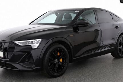 Audi e-tron 50.000 km 39.660 &euro; Berlin 12103