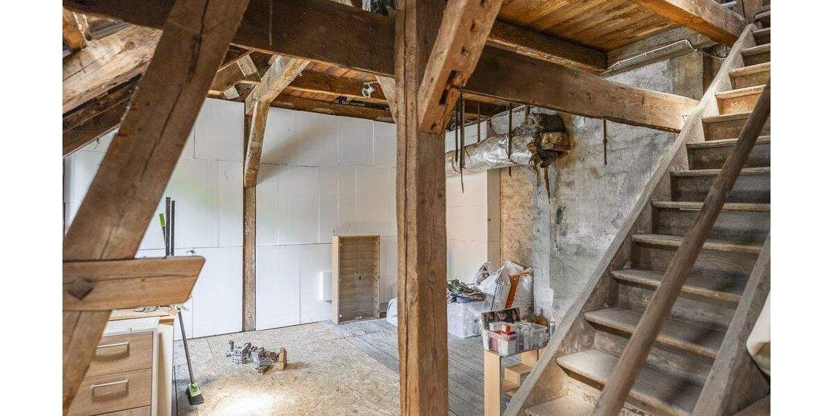 Vierseitenhof mit großem Grundstück in Potsdam 1 zimmer