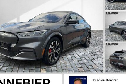 Ford Mustang Mach-E 42.464 km 33.990 € Berlin 10365