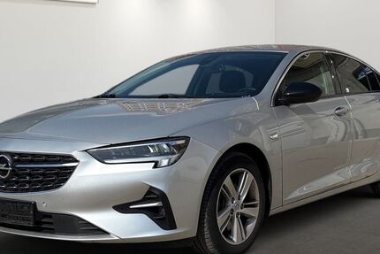 Opel Insignia 62.532 km 11.799 &euro; Berlin 12681