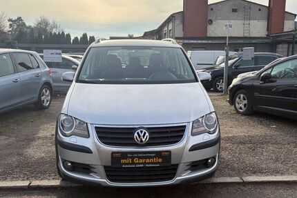 VW Touran 161.000 km 5.700 &euro; Berlin 12309