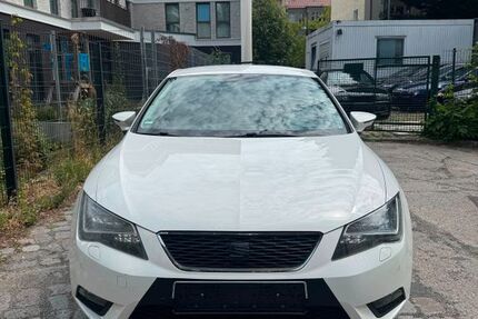 Seat Leon 112.000 km 5.999 &euro; Berlin 13187