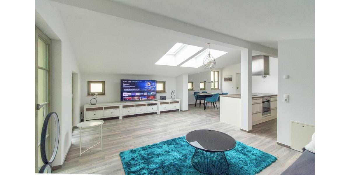 Dachgeschoßwohnung Potsdam - 3 Zimmer, 80 m&sup2;, 1.990&euro; | Angebot:25117727