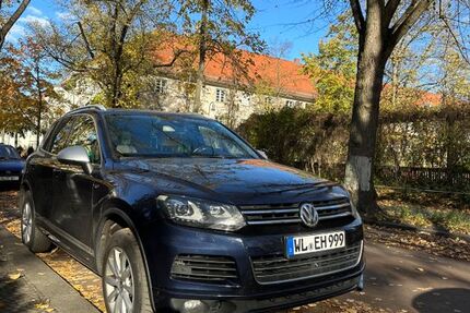 VW Touareg 233.000 km 14.300 € Berlin 14199