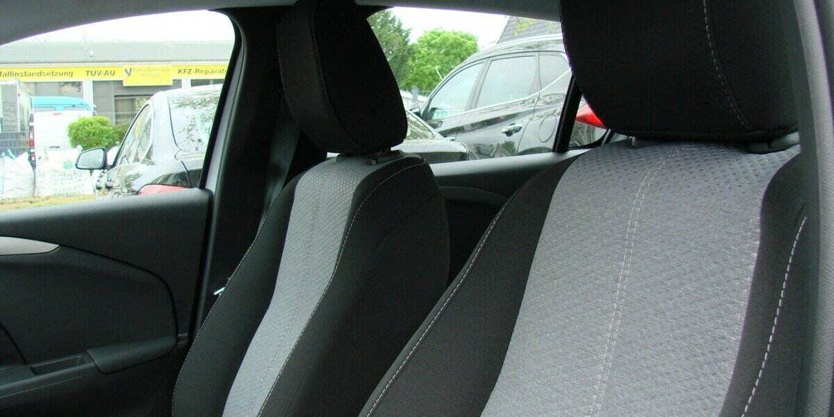 Opel Corsa-e e Edition Long Range Totwinkel Volldigital 1.999 km 24.980 &euro; Falkensee 14612