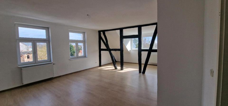 Dachgeschoßwohnung Teltow - 3 Zimmer, 95 m&sup2;, 1.295&euro; | Angebot:25649658