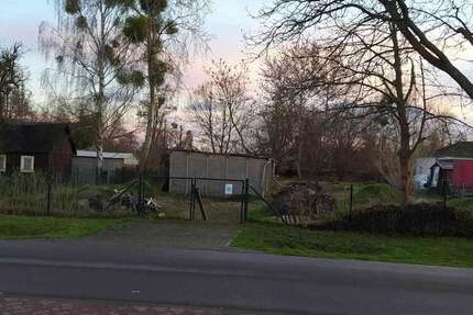 Grundstück zu verkaufen in Falkensee 690.000 € 834 m² zimmer