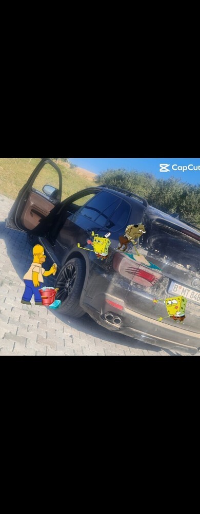 BMW X5 211.000 km 11.000 € Berlin 10178