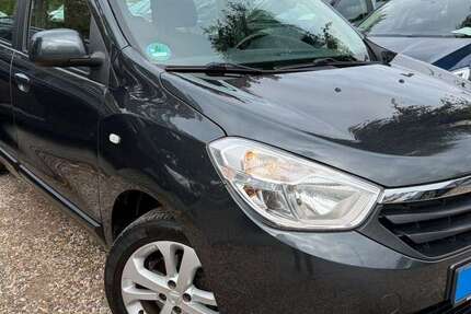 Dacia Lodgy 120.437 km 6.990 € Berlin 13089