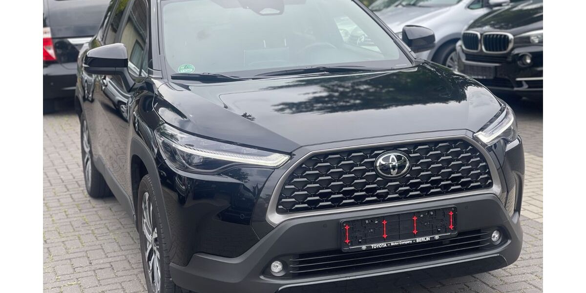 Toyota Corolla Cross 31.700 km 32.900 &euro; Berlin 12351
