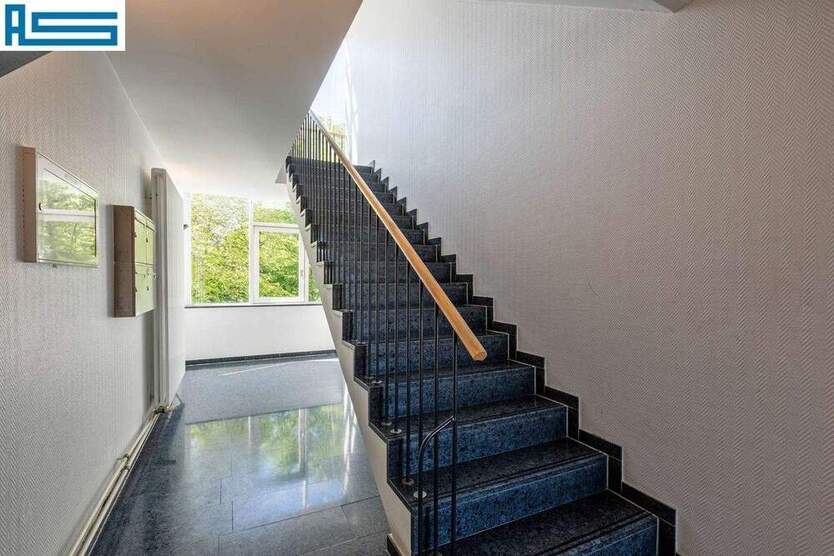 Freie 2-Zimmerwohnung mit tollem Wintergarten und Stellplatz 2 zimmer