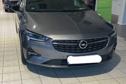 Opel Insignia 80.000 km 22.000 &euro; Berlin 13599