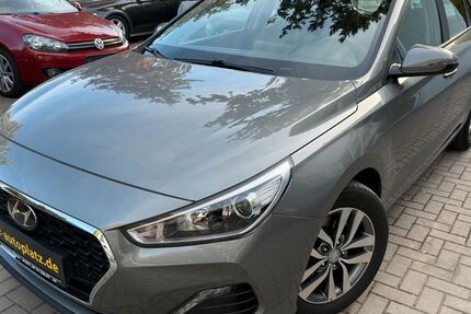 Hyundai i30 7.810 km 15.900 &euro; Potsdam 14480