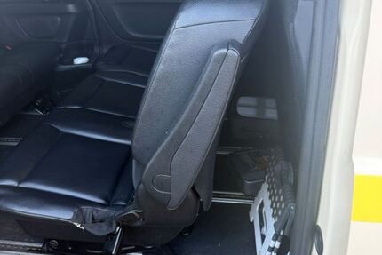 Mercedes-Benz Vito 391.000 km 16.000 € Potsdam 14473