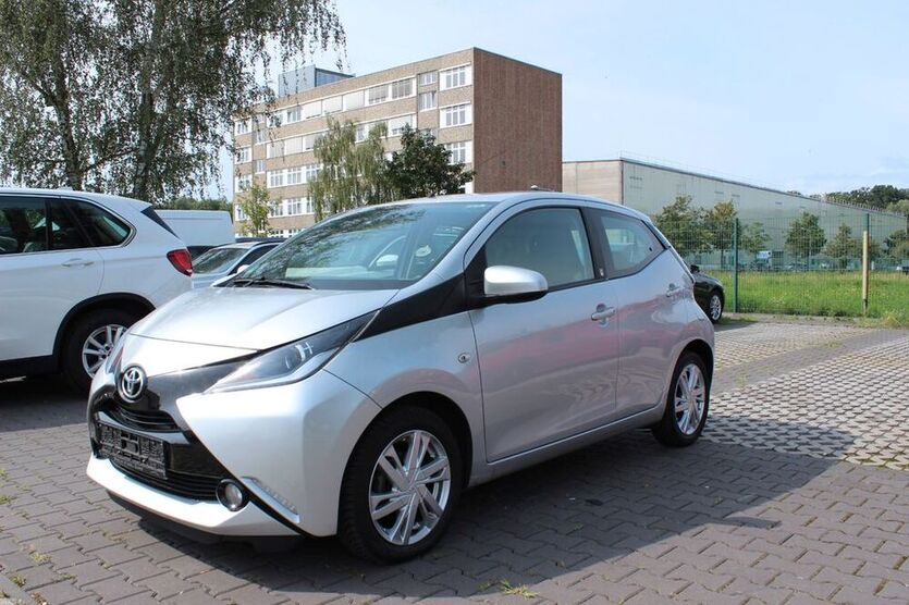 Aygo (X)