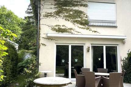 Haus Kleinmachnow - 5 Zimmer, 140 m&sup2;, 849.000&euro; | Angebot:26701146