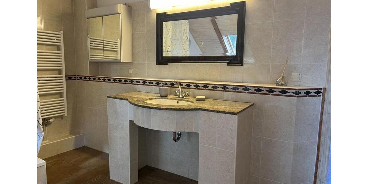 Dachgeschoßwohnung Ludwigsfelde - 3.5 Zimmer, 120 m&sup2;, 1.179&euro; | Angebot:25232695