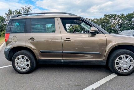 Skoda Yeti 132.000 km 6.700 € Schönwalde Glien 14621