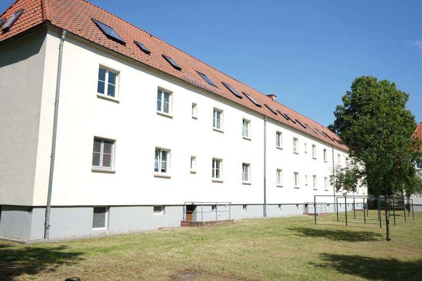 Wohnung zum Mieten in Brandenburg an der Havel 321,38 € 42.85 m²