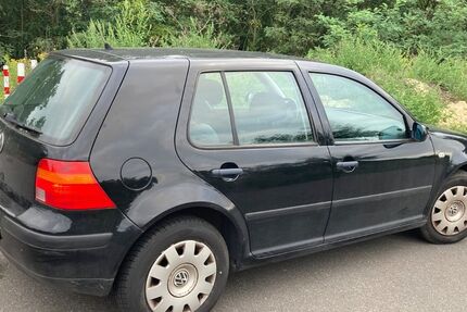 VW Golf 145.000 km 1.499 € Großbeeren 14979