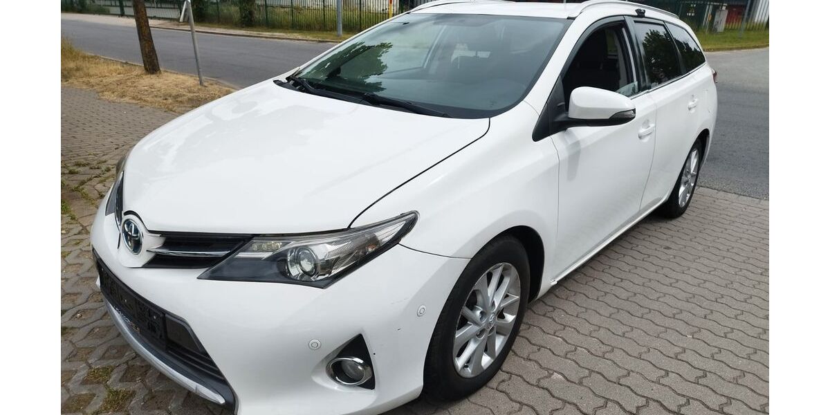 Toyota Auris 293.151 km 6.500 &euro; Berlin 15749