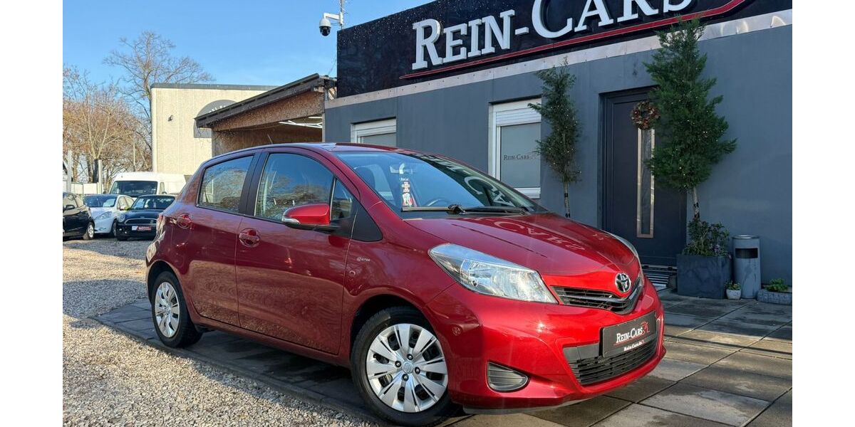 Toyota Yaris 109.856 km 7.990 &euro; Berlin 13088