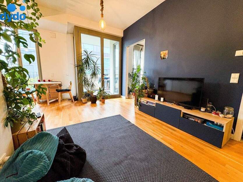 Diese Zwei-Zimmerwohnung in bester Lage erwartet Sie samt Einbauküche und Balkon !! unbefristet !! 2 zimmer