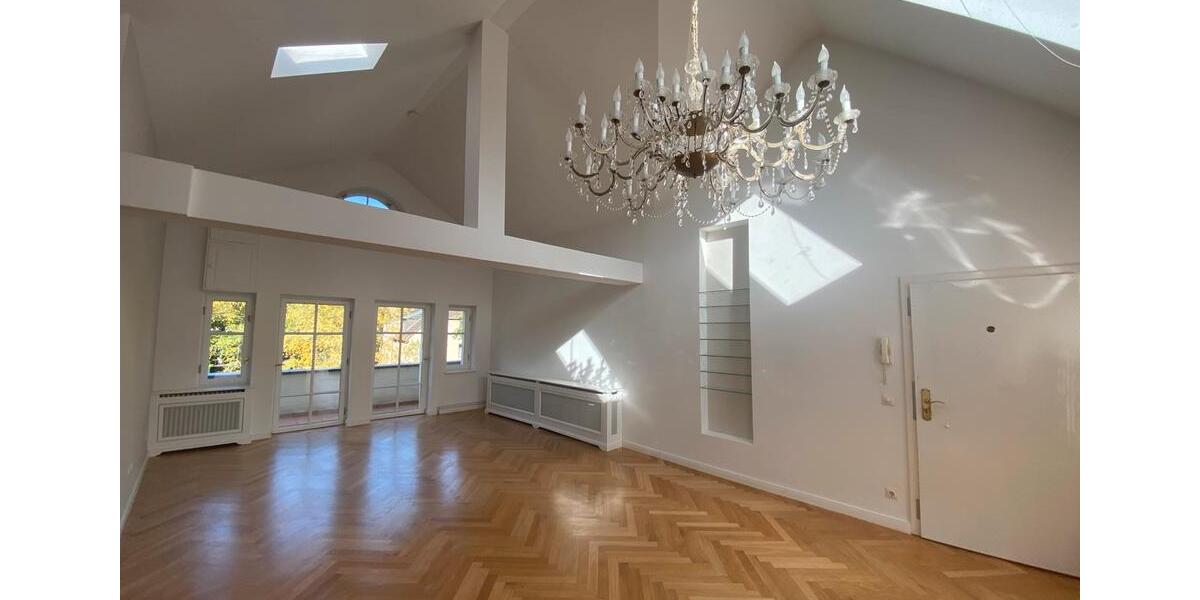 Dachgeschoßwohnung Kleinmachnow - 4 Zimmer, 131 m&sup2;, 749.000&euro; | Angebot:26515680