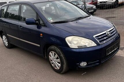 Toyota Avensis Verso
