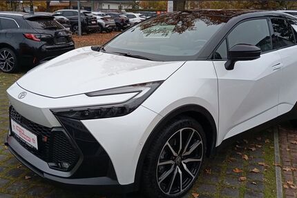Toyota C-HR 13.296 km 38.200 € Berlin 13403