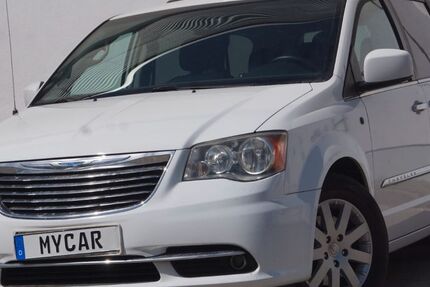 Chrysler Voyager 128.640 km 11.999 &euro; Berlin 13051