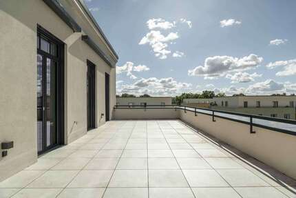 Wohnung Potsdam - 3 Zimmer, 135 m&sup2;, 2.300&euro; | Angebot:27103269
