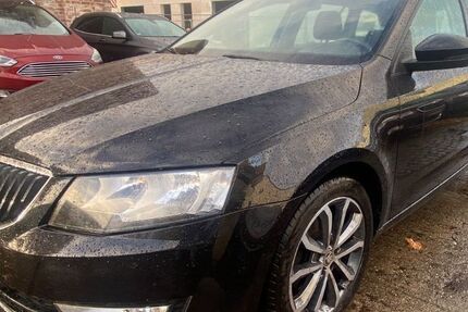Skoda Octavia 170.000 km 8.990 &euro; Berlin-Lichtenberg 10365