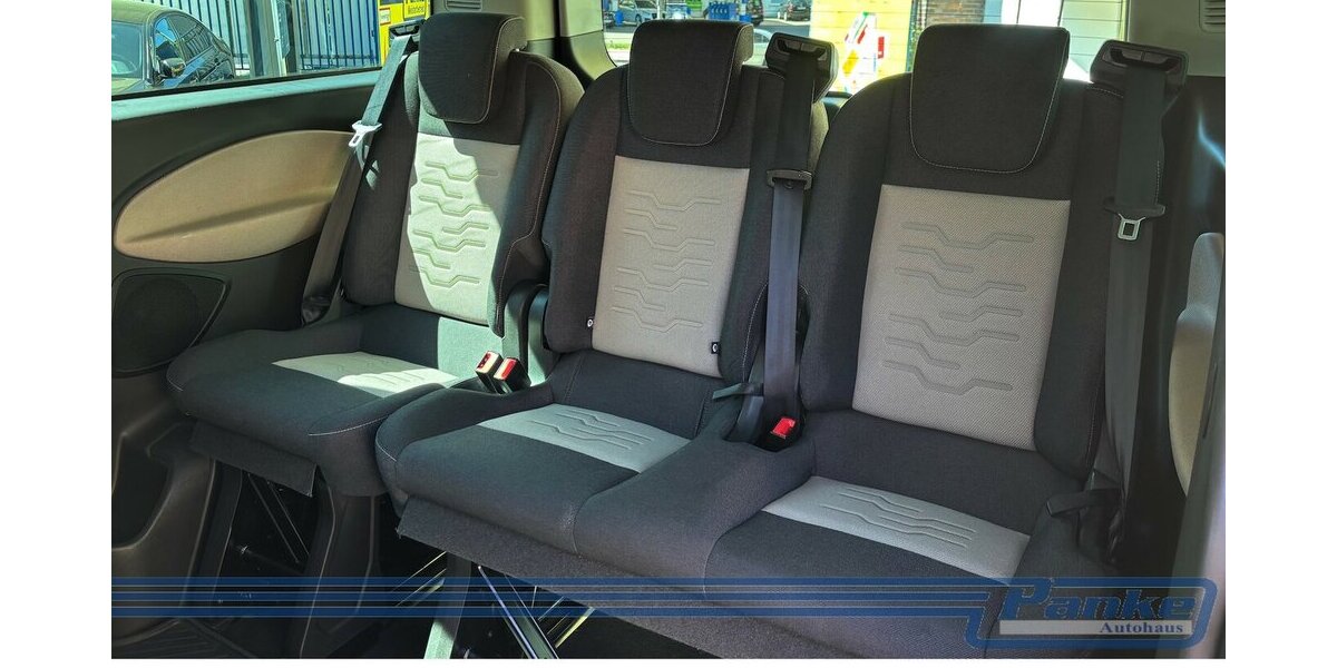 Ford Tourneo Custom 300 L1 Titanium*8Sitz*AHK*SHZ*NAV 100.000 km 18.990 &euro; Berlin 13187