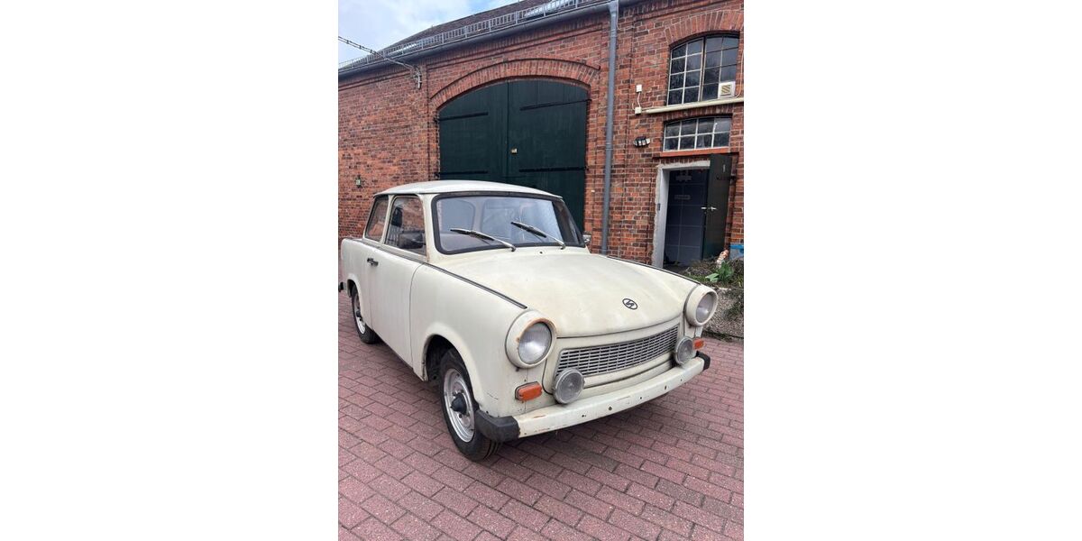 Trabant 601 55.537 km 3.000 &euro; Berlin 13127