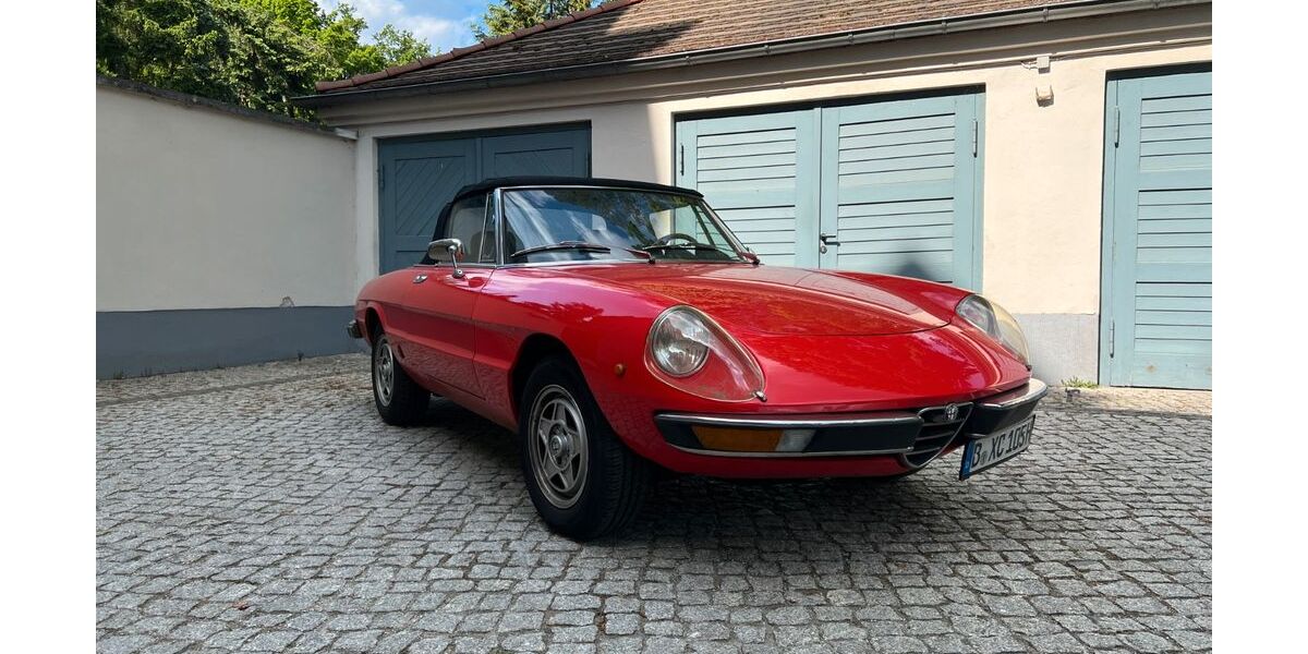 Alfa Romeo Spider 81.004 km 24.500 € Berlin 14163
