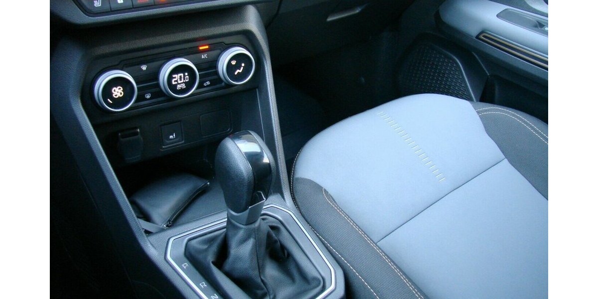 Dacia Jogger 1.6 Hybrid 140 Extreme Tempomat AHK Kamera 40.237 km 19.980 &euro; Falkensee 14612