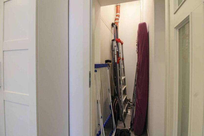 Stilvolle 4-Zimmer-Erdgeschoßwohnung mit Gartenfläche im Herzen Berlins (2019 modernisiert)