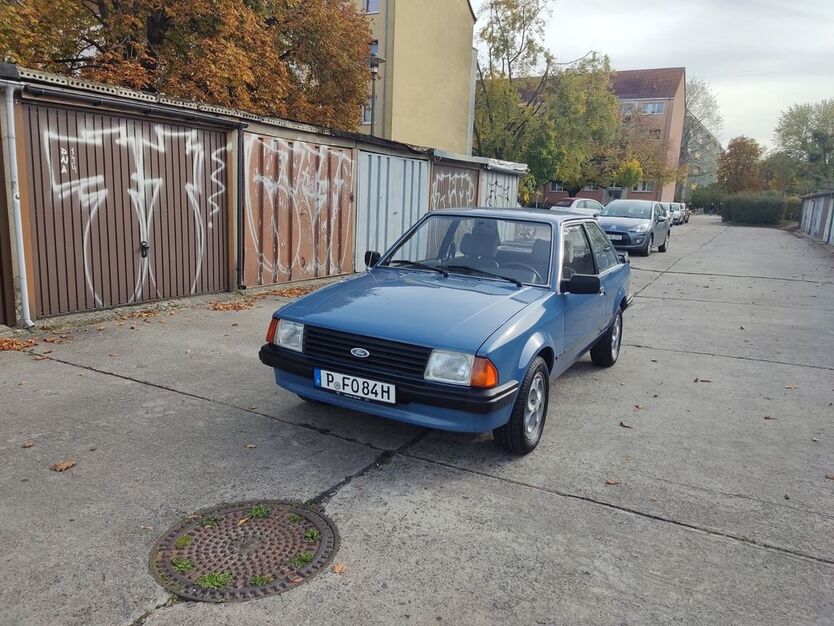 Ford Escort 140.000 km 4.250 € Potsdam 14471