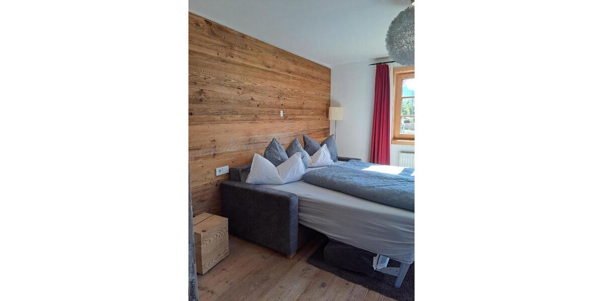 Mehrfamilienhaus, Wohnhaus - 7 Zimmer, 192 m&sup2;, 950.000&euro; | Angebot:26470189