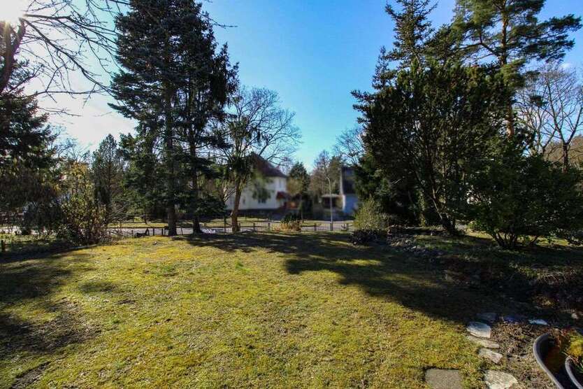 Grundstück zu verkaufen in Falkensee 200.000 € 500.01 m²