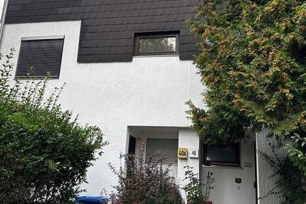 Doppelhaushälfte in Britz mit Keller 4 zimmer