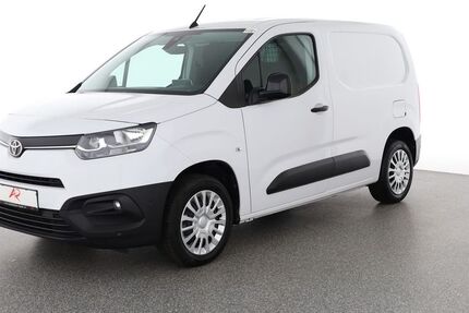Toyota Proace City 38.001 km 18.880 &euro; Berlin 12103