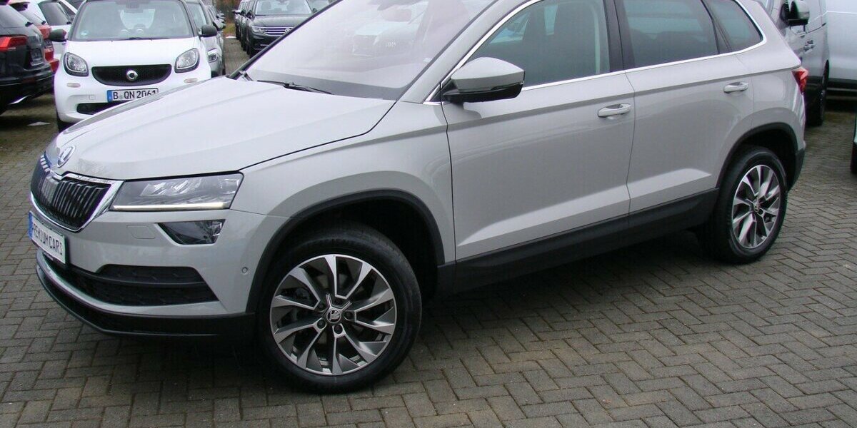 Skoda Karoq 1,5TSi Clever ACC 360° LED Pano AHK 56.303 km 24.980 &euro; Falkensee 14612